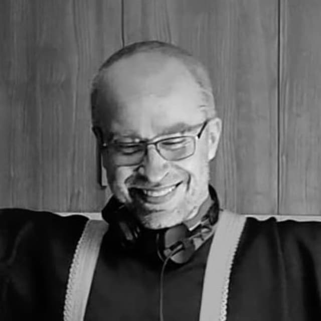 Jimmy Strat - Facilitator